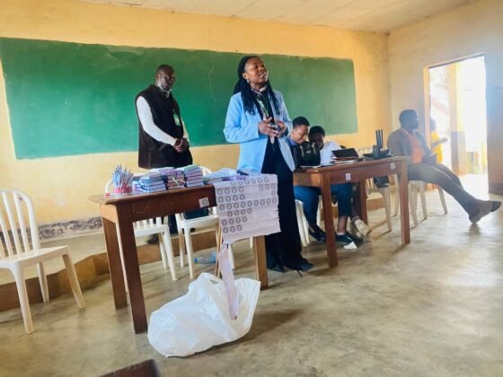 Remise des prix de l’excellence scolaire aux trois premiers de chaque classe du lycée